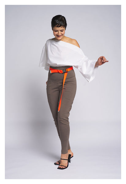 Hose LARA grau